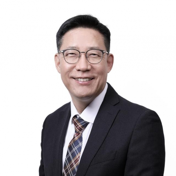 제9대 총장 후보자 김승우 교수